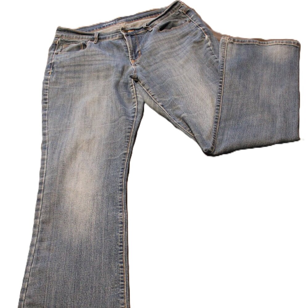Old Navy Curvy Profile Jeans, Bootcut, Mid-rise, Faded Demin, Women's size 10S